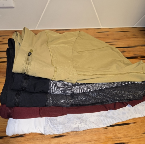 Lululemon Speed Up Short *Long 4" Foil Luminosity Foil Print Black Silver / Blac - Picture 8 of 11